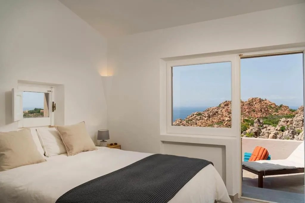 Villa Ester - A Sardinian Paradise Коста-Парадисо